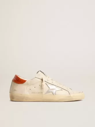 Super-Star LTD med silverfärgad läderstjärna och läderflik med krokodilprägling på hälen