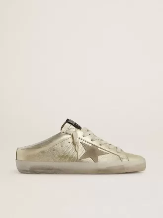 Super-Star Sabots i platinafolierat läder med beige mockastjärna