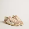Super-Star-sneakers för damer i rosa mocka med silvermetallisk läderstjärna Super-Star-sneakers för damer i rosa mocka med silvermetallisk läderstjärna