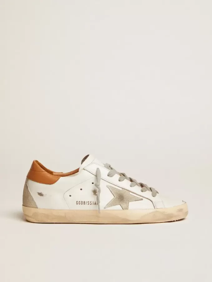 Super-Star-sneakers för damer med stjärna i mocka och brun hälflik Super-Star-sneakers för damer med stjärna i mocka och brun hälflik