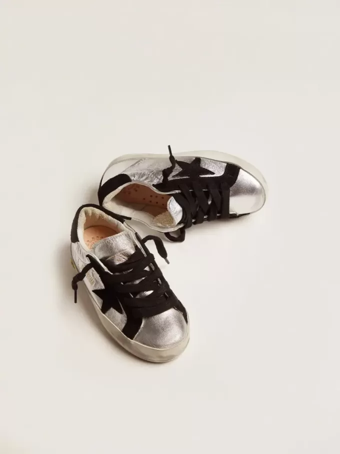 Super-Star sneakers i silverläder med insatser i mocka