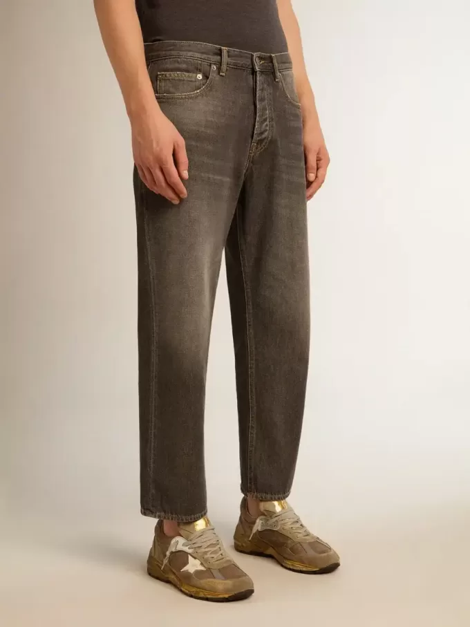 Svart jeans för herr med stonewashed-effekt