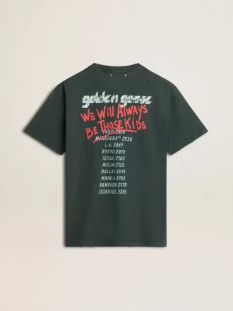 Svart T-shirt med flerfärgat tryck
