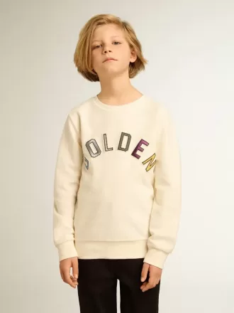 Sweatshirt i åldrat vitt med flerfärgad Golden-text på framsidan