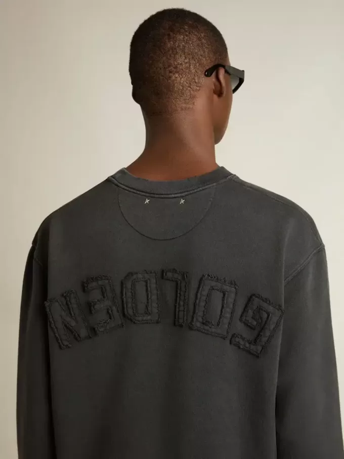 Sweatshirt i tvättad svart med omvänd logotyp på baksidan – Jersey Capsule Sweatshirt i tvättad svart med omvänd logotyp på baksidan – Jersey Capsule