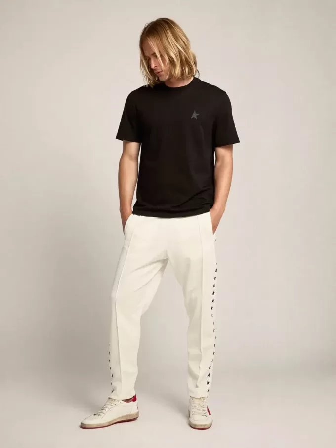 T-shirt från Black Star Collection med ton-i-ton-stjärna på framsidan T-shirt från Black Star Collection med ton-i-ton-stjärna på framsidan