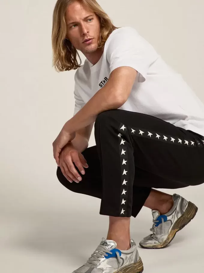 T-shirt från White Star Collection med kontrasterande svart logotyp och stjärna T-shirt från White Star Collection med kontrasterande svart logotyp och stjärna