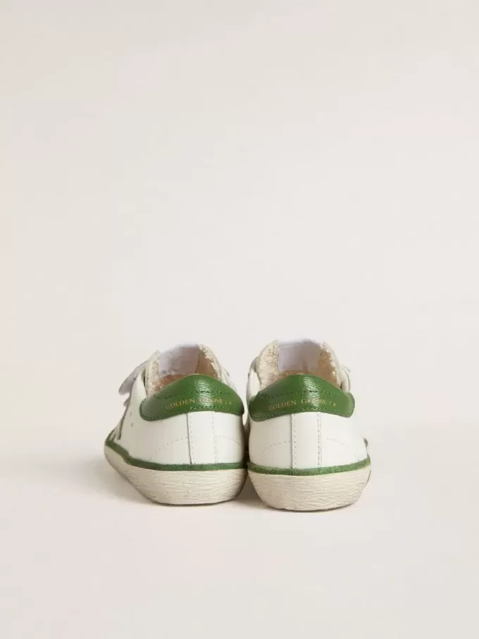 Teen Old School i vitt läder med grön nappa-hälflik och grönt insats Teen Old School i vitt läder med grön nappa-hälflik och grönt insats