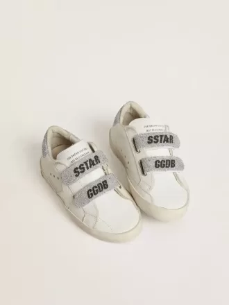 Teen Old School i vitt läder med silverfärgad Swarovski-kristall på hälfliken och remmarna