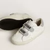 Teen Old School i vitt läder med silverfärgad Swarovski-kristall på hälfliken och remmarna Teen Old School i vitt läder med silverfärgad Swarovski-kristall på hälfliken och remmarna