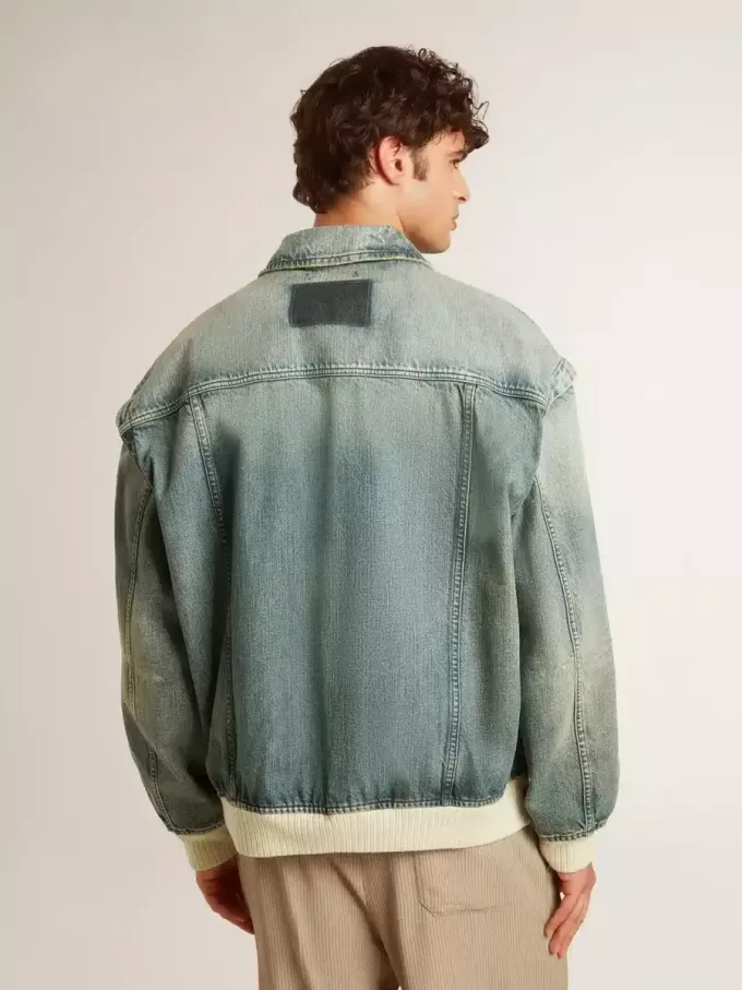 Tvättad jeansjacka för herr med ribbade detaljer i ullblandning