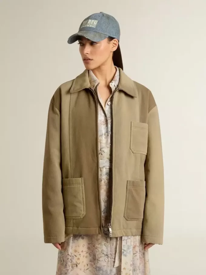 Unisex-vadderad jacka i khakifärgade nyanser Unisex-vadderad jacka i khakifärgade nyanser