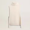 Unisex vit höghalsad ärmlös tröja i ribbad ull Unisex vit höghalsad ärmlös tröja i ribbad ull