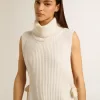 Unisex vit höghalsad ärmlös tröja i ribbad ull Unisex vit höghalsad ärmlös tröja i ribbad ull