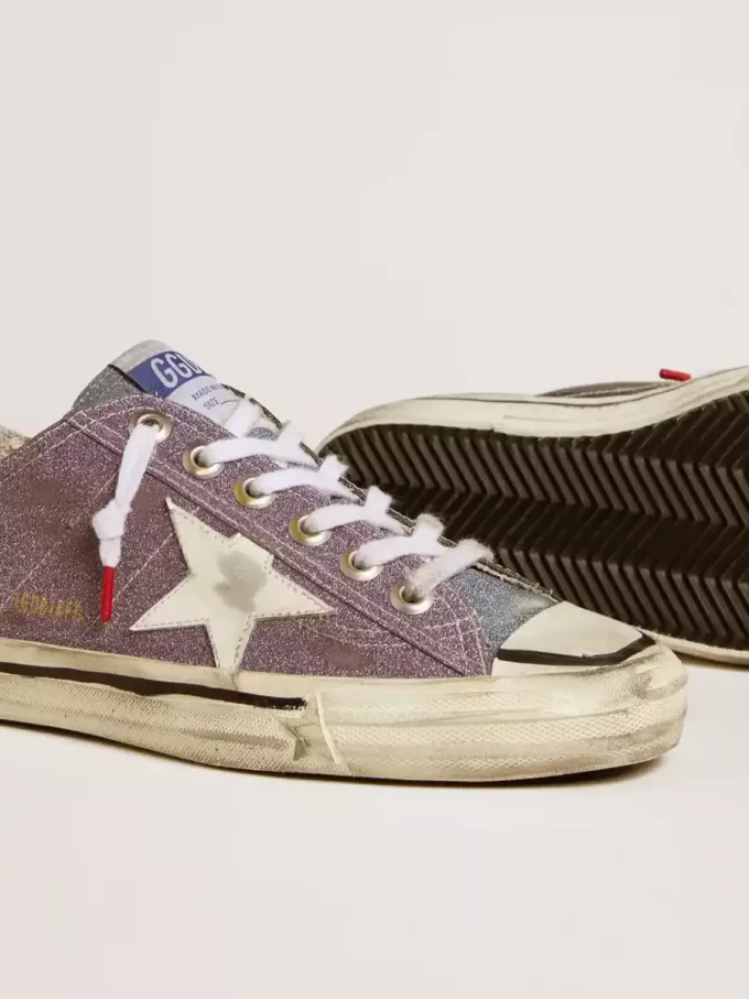 V-Star LAB för damer i lila läder och glitter med vit stjärna och silverglittrig tunga V-Star LAB för damer i lila läder och glitter med vit stjärna och silverglittrig tunga