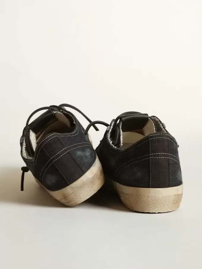 V-Star sneakers i midnattsblå denim med svart läderstjärna och tå V-Star sneakers i midnattsblå denim med svart läderstjärna och tå