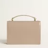 Venezia-väska i beige läder med gulddetaljer
