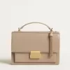 Venezia-väska i beige läder med gulddetaljer