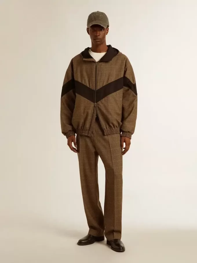 Vindjacka i beige och svart hundtandsmönster Vindjacka i beige och svart hundtandsmönster