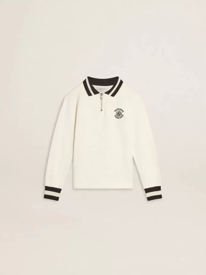 Vit bomullspolosweatshirt för barn med broderi på bröstet och tryck på ryggen Vit bomullspolosweatshirt för barn med broderi på bröstet och tryck på ryggen