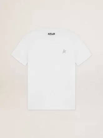 Vit dam-T-shirt med silverglittrande stjärna på framsidan