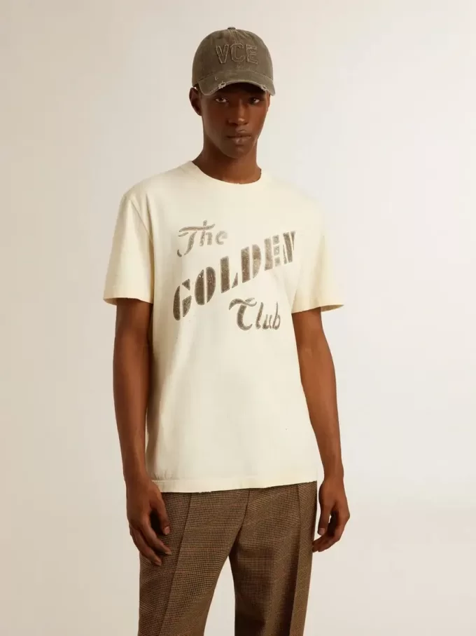 Vit T-shirt i åldrat bomullstyg för herr med guldtryck Vit T-shirt i åldrat bomullstyg för herr med guldtryck