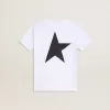 Vit T-shirt med kontrasterande svart logotyp och stjärna Vit T-shirt med kontrasterande svart logotyp och stjärna