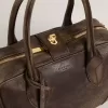Vita Bag i brunt vintage-läder med gulddetaljer Vita Bag i brunt vintage-läder med gulddetaljer