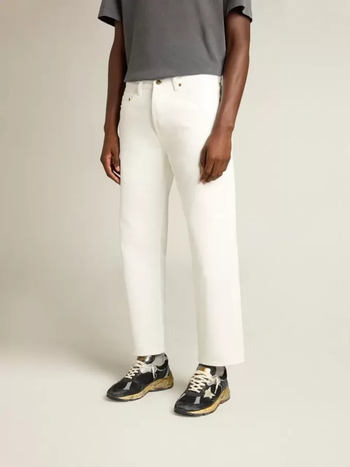 Vita jeansbyxor för herr Vita jeansbyxor för herr