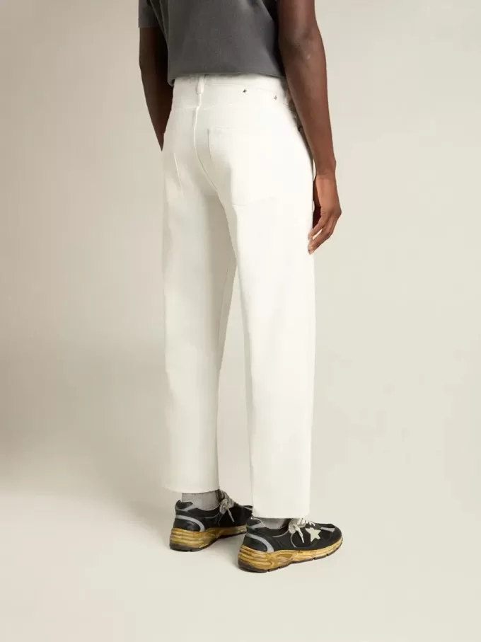 Vita jeansbyxor för herr Vita jeansbyxor för herr