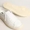 Yatay Model 1B hållbara sneakers med vit biobaserad ovandel och vit Y