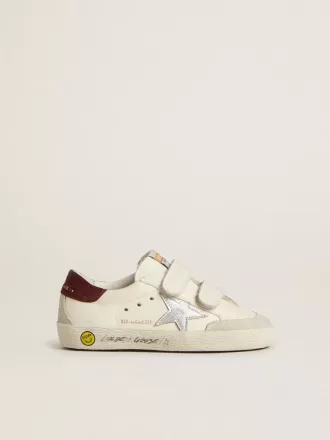 Young Old School med silvermetallisk läderstjärna och lila mockahälflik